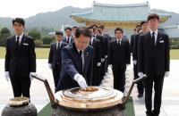 천홍욱관세청장 현충원 참배
