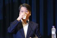 웬 하향지원? 안철수 서울시장 출마론 앞과 뒤