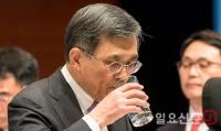 [전문] 삼성전자 권오현 ‘이재용 5년형 선고’에 임직원에 보내는 메시지는?…“위기에 모두 한마음으로 힘과 지혜 모아야”