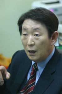 박기환 전 포항시장, 동빈대교 건설관련 '합리적 의심' 제기