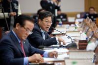 윤상직 의원, 조직관리 능력에 의문부호...한국당 기장군당협위, 선출직·사무국 간 극한 마찰 표출