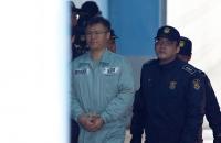 검찰, 정호성 전 비서관에 징역 2년 6개월 구형