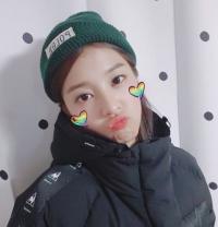 설인아, 20대 초반의 과즙미 일상 미모 눈길 "콰이는 못하겠어"