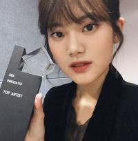 민서, 레드벨벳 꺾은 '인기가요 1위' 트로피 인증샷 "윤종신에 감사해"