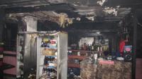 호프집서 화재발생...주민들 한밤 대피