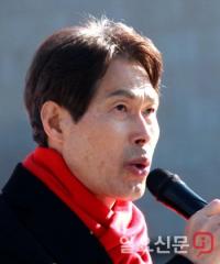 [대구시장 선거] "대구공항 존치" 칼 빼 든 이진훈, 권영진 정조준