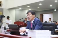 '안희정 성폭행 파문' 민주당 충남지사 후보군 선거운동 중단 잇따라