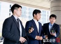 안희정 구속영장 또 다시 기각…"혐의 다퉈볼 여지 있어"
