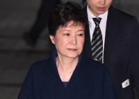‘허리통증 치료’…박근혜, 서울성모병원 외진