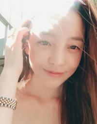 구하라 근황, 일상에서도 빛나는 '민낯 미모+쇄골 라인' 눈길