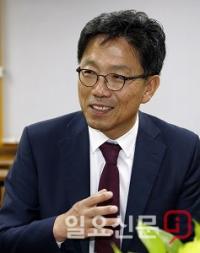 전주시, 한국탄소기술원장에 방윤혁 전 효성 탄소사업본부장 임명