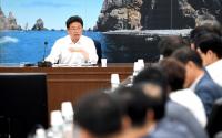 이철우 경북지사, "일자리·저출산 문제…전 실·국에서 고민해야"