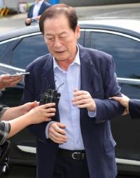경북경찰, 김영석 전 영천시장 소환 조사···뇌물수수 혐의 