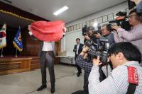 고작 이 풍등 하나가? 경찰, 고양 저유소 화재 실화 혐의 스리랑카인 체포 및 조사, CCTV공개