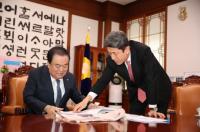 [포항시정] 이강덕 시장 국회 방문…내년 국비확보 '총력' 外