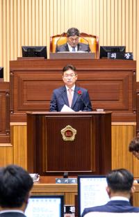 이철우 지사, "내년도, 끊임없이 새로움 갈구하고, 과감히 도전 할 것"