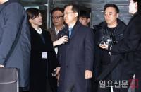 박병대 전 대법관 ‘취재진 질문에 묵묵부답’