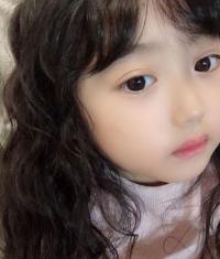 김미려, 5세 딸 파마에 코르셋 악플…SNS 비공개 전환 “무서워서 못하겠어” 