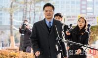 대체 누구길래…특감반 사태 '키맨' 건설업자 최씨 인맥 해부