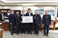 [경북군정] 청송군 송우회, (재)청송군인재육성장학회에 장학금 1000만원 기탁 外
