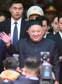김정은-트럼프 ‘하노이 선언’ 놓고 치열한 1박 2일 북미 핵담판 돌입