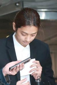 ‘데스노트’ 된 ‘절친노트’, 이제 ‘황하나 게이트’까지 열리나