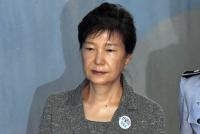 '박근혜 형 집행정지 신청' 바라보는 검찰 내부 시선