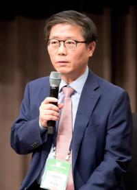 SH 전 사장에 속아 사표낸 임원에 법원 "4400만 원을 보상하라”