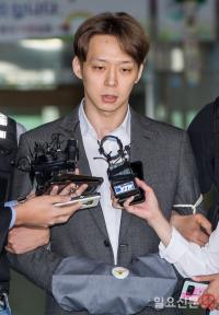 檢 송치 박유천 "지난해 여름부터 마약했다…거짓말해서 죄송"