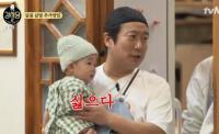 ‘강식당’ 강호동, 8개월 아기 손님 ‘까꿍’으로 울려