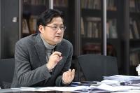 민주당 홍익표 “민생법안 산적… 자유한국당 국회로 돌아와야”