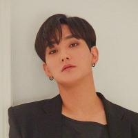 콘서트 앞두고 터진 '사생활 스캔들', 강타가 팬덤 눈치 보기에 들어간 이유