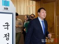 "정경심 영장 친다" 끝까지 가는 검찰, 히든카드 뭐길래