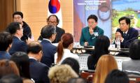 경북도, 경산서 첫 번째 '새바람 행복경북 현장 도지사실' 운영