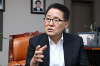 박지원 “한국당은 국회 버렸다…예산안 ‘4+1’ 통과는 유감”