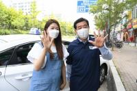 윤화섭 안산시장 '임신부 100원 행복택시' 일일택시기사 체험 나서