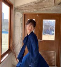 박혜수, 파란 원피스 입고 개미허리+여신 미모 인증샷 ‘러블리’