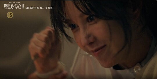 ‘펜트하우스’ 시즌3 역시 시청자의 기대를 저버리지 않는다. 첫 회부터 ‘19세 이상 시청가’ 등급을 받고 잔혹한 복수극의 마지막을 예고했다. 사진=SBS ‘펜트하우스3’ 티저 예고편 캡처
