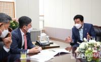 백군기 용인시장, “8000억 절감할 수 있는 경강선 수정안 검토해 달라”