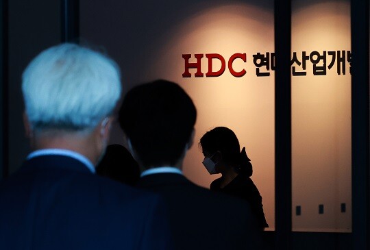 광주경찰청 전담수사본부는 지난 16일 서울 현대산업개발 본사에 수사관 10여 명을 보내 압수수색 영장을 집행했다. 사진=연합뉴스