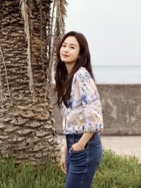 세정 올리비아로렌 “휴양지의 낭만 느껴보세요”