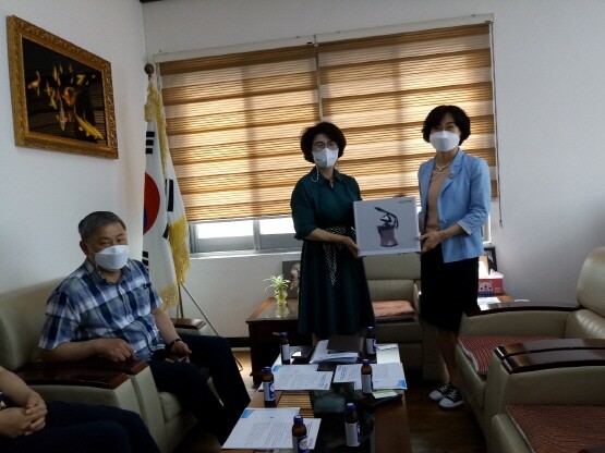 외국인 이용시설 방문 모습.