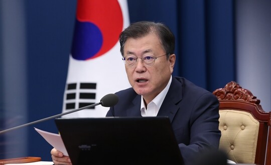 9월 6일 청와대에서 수석보좌관회의에서 발언하고 있는 문재인 대통령. 사진=연합뉴스