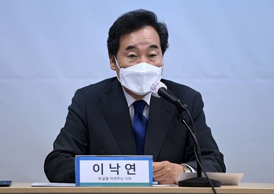 이낙연 전 총리는 국무총리 인사청문회 당시 “의원 시절에 사형제 폐지운동 회원 중 한 사람이었다”며 “사형 집행이 수십 년 동안 없었는데 그런 태도가 괜찮다고 생각한다”는 입장을 밝혔다. 사진=이종현 기자