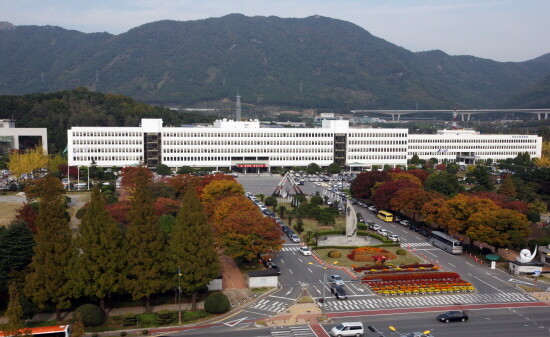 경남도청 전경