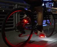 [아이디어 세상] 야간 라이딩에 딱이야 ‘자전거 페달 조명’