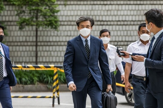 19일 조국 전 법무부 장관이 한 인터넷 언론사 기자를 명예훼손 혐의로 고소한 사건의 재판이 열렸다. 사진=최준필