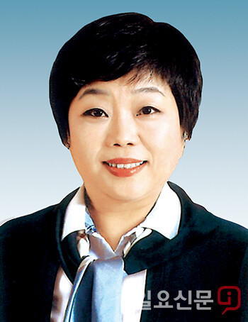 경기도의회 교육행정위원회 위원으로 의정활동을 펼치고 있는 전승희 의원(사진)이 최근 경기도로부터 특별조정교부금 12억을 확보해 양수3리 철도하부공간 주차장 조성 공사사업에 사용할 계획이다.