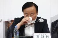 “윤석열 대통령 되면 안 돼”…김재원 토론 중 ‘말실수’