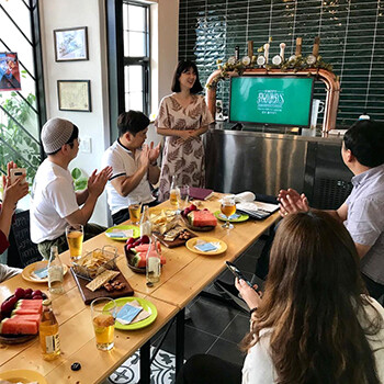 이웃사촌시범마을 청년창업 점포 '호피홀리데이' (사진=경북도 제공)